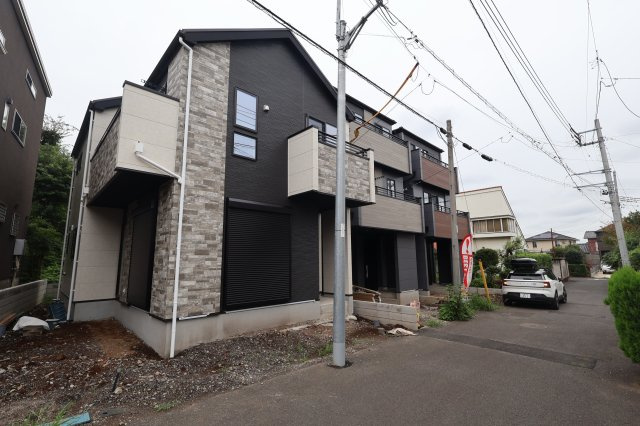《仲介手数料無料》浦和区上木崎８丁目12-4新築一戸建て‎の外観