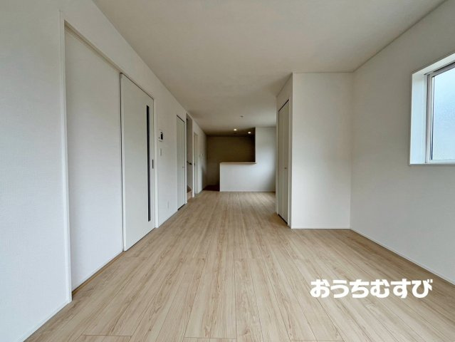 小牧市外堀第6(全2棟)の居間・リビング