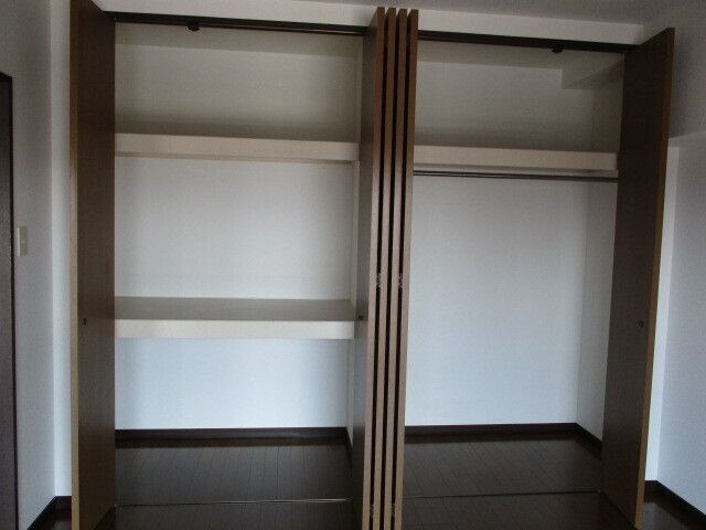 リジェール箱崎の浴室