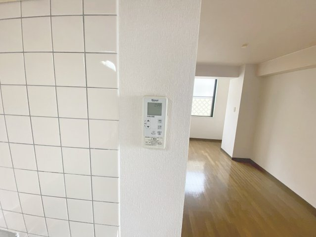 グレースメモリー宝塚の居間・リビング