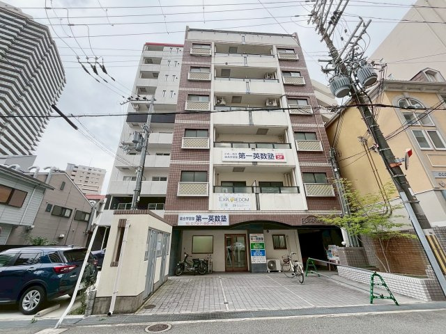 宝塚市湯本町の賃貸マンション