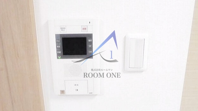 ADレジデンス板橋中台のセキュリティ|モニター付きインターホンです。