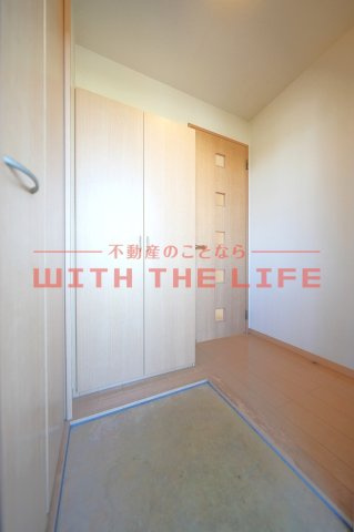 グランドソレーユ東合川【キャッシュバック対象物件】の玄関|きれいな玄関です