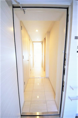 【玄関】 | OPUS RESIDENCE SHINSAIBASHI SOUTH