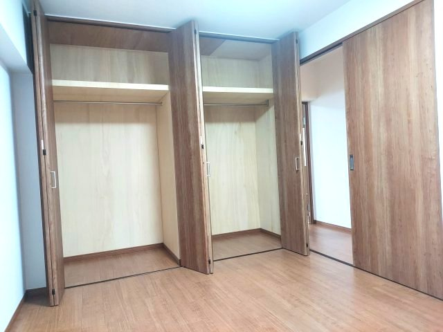 宝塚ビューハイツの洋室|北側洋室約6帖