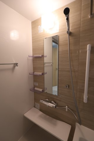 《仲介手数料無料》中央区大戸５丁目1-10-3新築一戸建て‎サニータウンの浴室