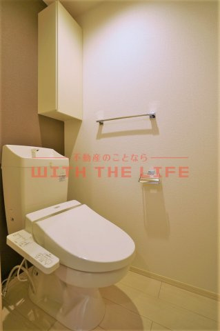 アモリール津福【キャッシュバック対象の物件】のトイレ|ゆったりとした空間のトイレです