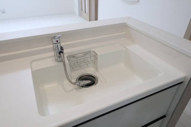 《仲介手数料無料》中央区大戸５丁目1-10-3新築一戸建て‎サニータウンのキッチン