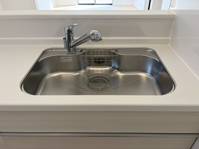 【設備】 | クレイドルガーデン倉敷市連島町鶴新田第17 (全4棟) | 浄水機能付きキッチン水栓