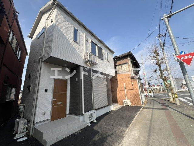 フェリーチェ飯塚のエントランス|高崎、前橋のお部屋探しはエンドスケープまで！お客様の理想お聞かせ下さい♪