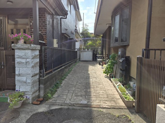 【前面道路含む現地写真】 | 駐車場　有り