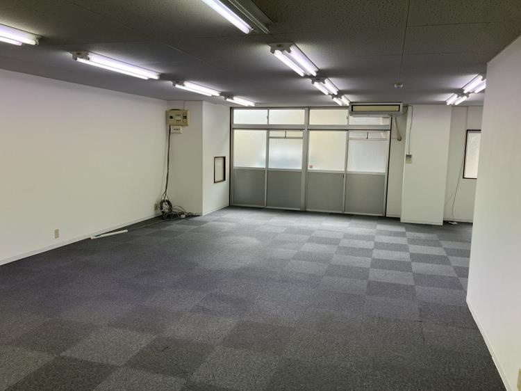 近江八幡市出町の店舗一部の内装