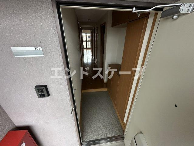 グランドレジデンスの玄関|高崎、前橋のお部屋探しはエンドスケープまで！お客様の理想お聞かせ下さい♪