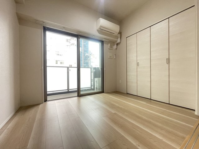 アザレア梅田の洋室