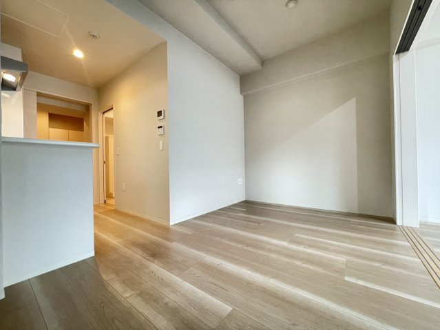 アザレア梅田の居間・リビング