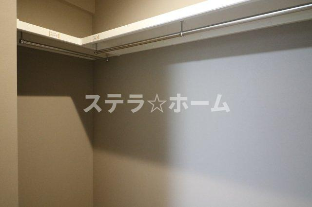 サンメゾン枚方朝日丘かえで館の収納|大きなスペースがあり、収納には困りません