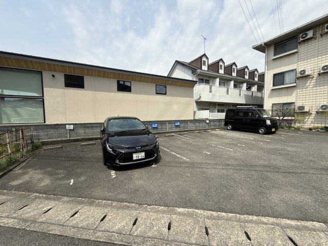 ユニハイツ田村Ⅰの駐車場