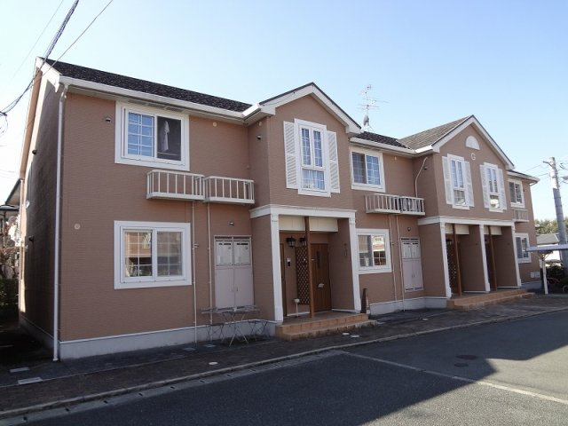 菊池郡菊陽町花立１丁目のアパート
