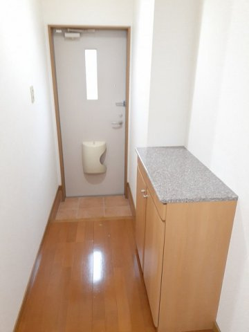 菊池郡菊陽町花立１丁目のアパートの玄関|シンプルで使いやすい玄関です