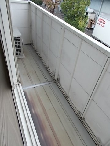 熊本市北区飛田３丁目のアパートのバルコニー|開放的で明るい空間を演出してくれるバルコニーです