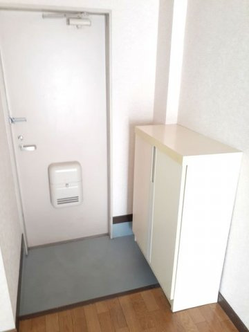 合志市須屋のアパートの玄関|きれいな玄関です