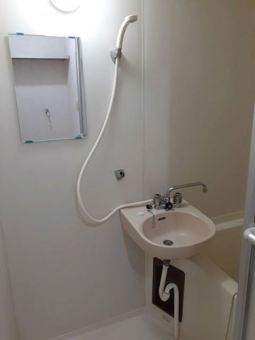 合志市須屋のアパートの洗面所|忙しい朝には欠かせない洗面所です