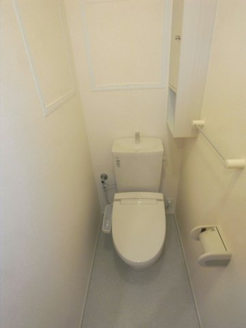合志市須屋のアパートのトイレ|シンプルで使いやすいトイレです
