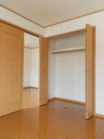 熊本市北区楡木４丁目のアパートの収納|便利な収納スペースです