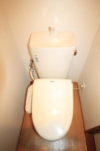 熊本市東区小山２丁目のアパートのトイレ|シンプルで使いやすいトイレです