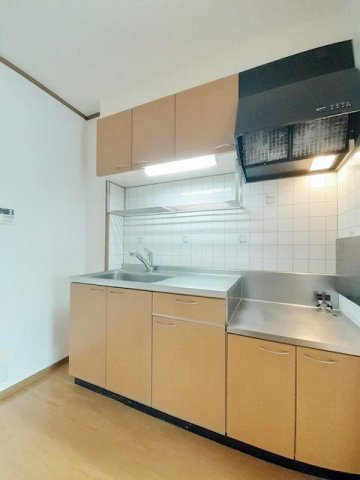熊本市東区長嶺東６丁目のアパートのキッチン|使いやすいキッチンです