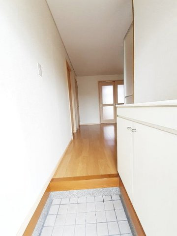 熊本市東区下南部３丁目のアパートの玄関|シンプルで使いやすい玄関です