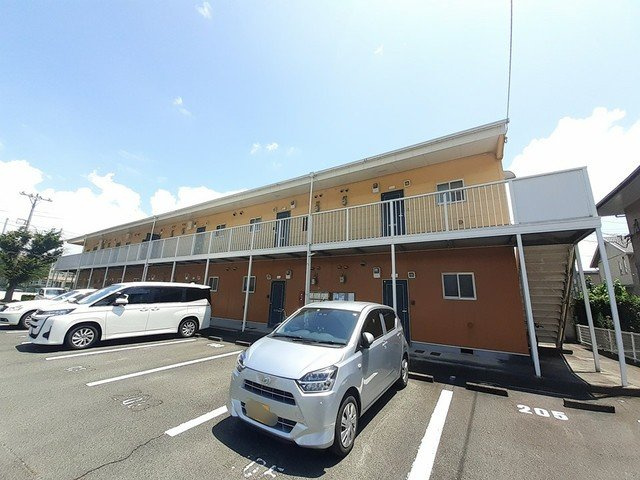 熊本市東区長嶺南７丁目のアパート