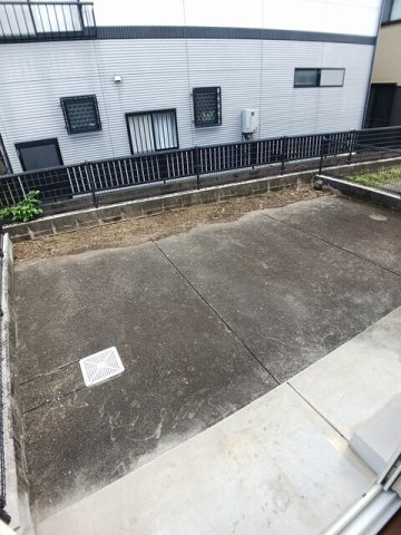 熊本市東区長嶺東６丁目のアパートの庭|お庭が付いています