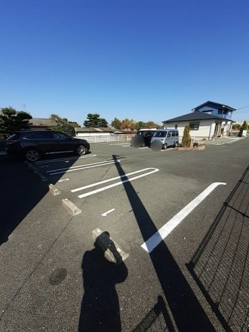 熊本市北区楠６丁目のアパートの駐車場|駐車スペースもあります