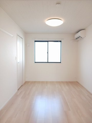 ルナ　クレスタⅡの内装|中はこのようになっています