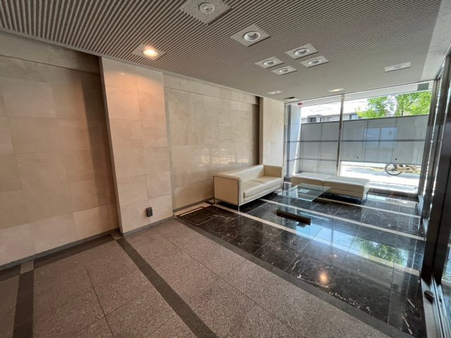 ジークレフ東灘森北町のロビー