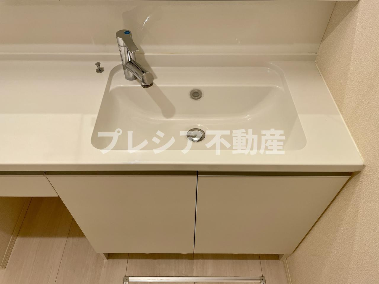 EVISTAGE甲子園の独立洗面台