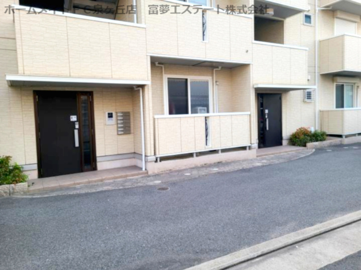 アオーラヌエボⅡのエントランス