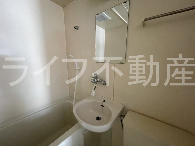 サンマリノ石切の洗面所|コンパクトで使いやすい洗面所