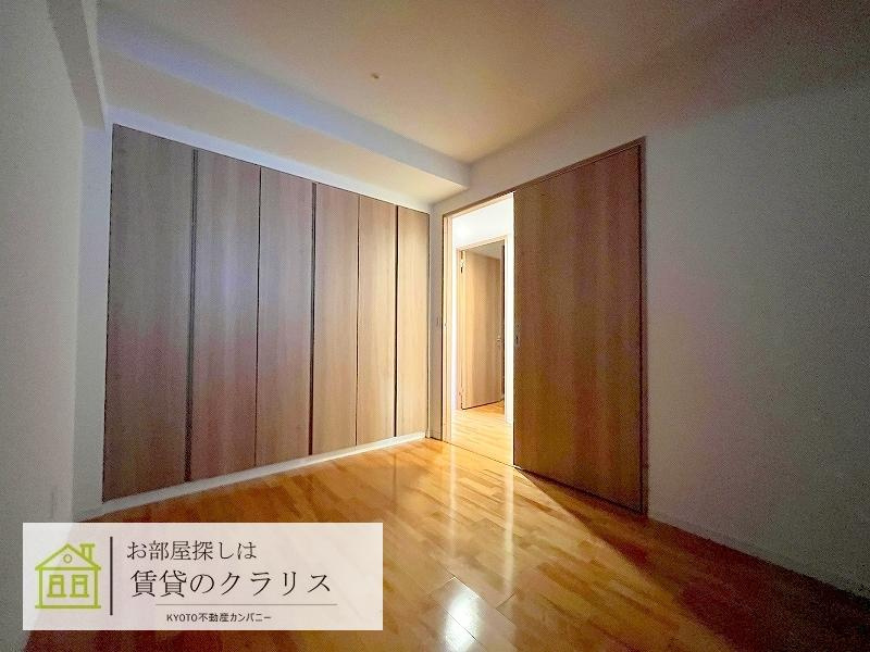 京都市南区久世高田町の賃貸マンションの内装