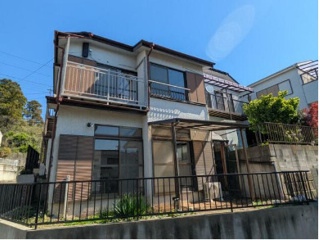 柏戸建のエントランス