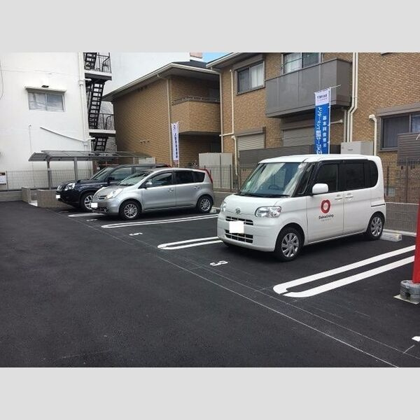 Sejour juilletの駐車場