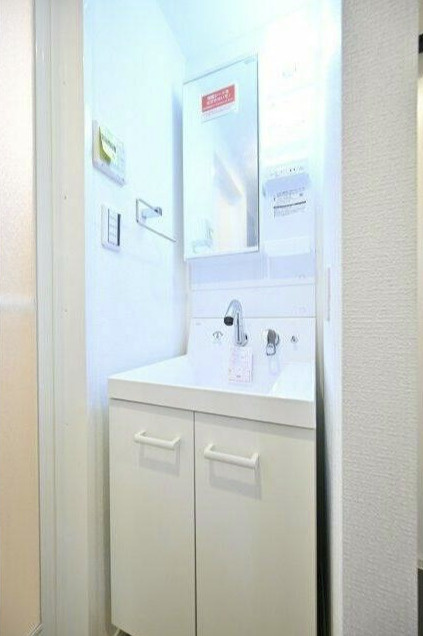 KI-FLAT永福町の洗面所