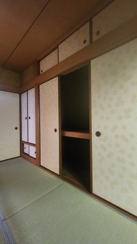 【収納】ベルヴィ本山中町