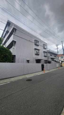 【駐車場】ベルヴィ本山中町