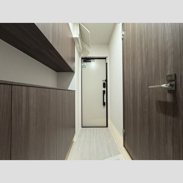 D-ROOM御厨中の玄関
