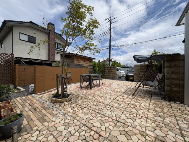 充実した日々が手に入る♪ソーラー付き×Z空調付きの那須塩原市中古物件の庭