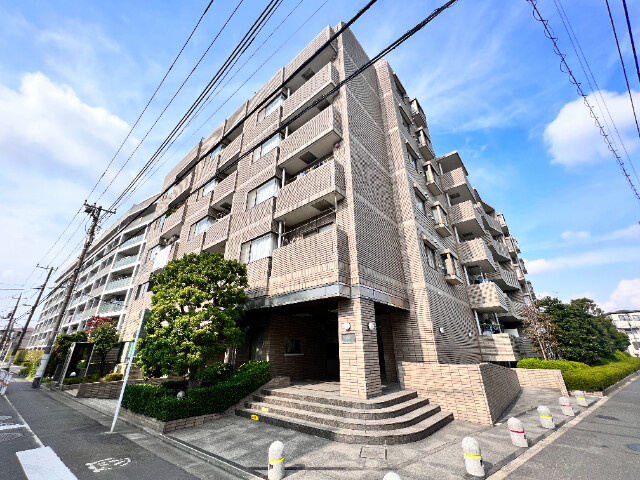 グレイスコート多摩川の外観