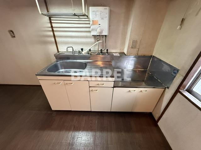 草野マンション21号館のキッチン