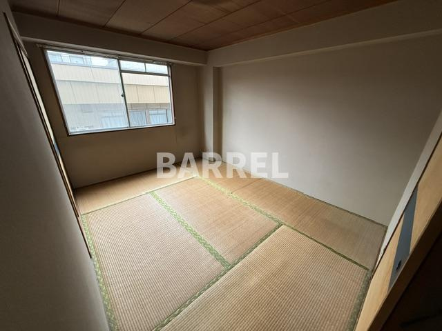 草野マンション21号館の寝室